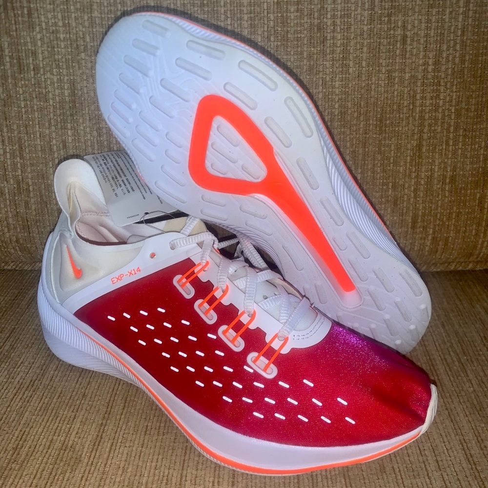 Nike Exp- X14